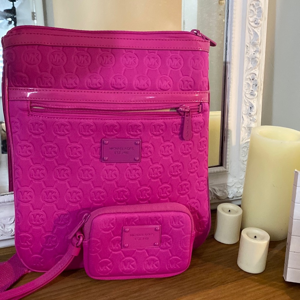 MK cross bag with little wallet/never used